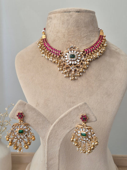 Vijaya Necklace Set