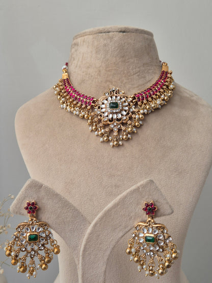 Vijaya Necklace Set