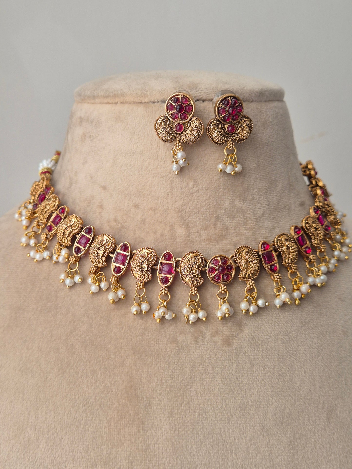 Mythili Necklace Set