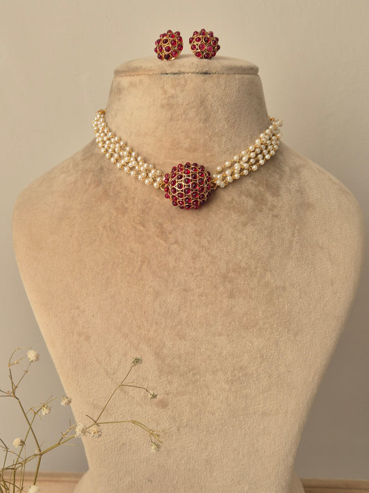 Ekatara Necklace Set