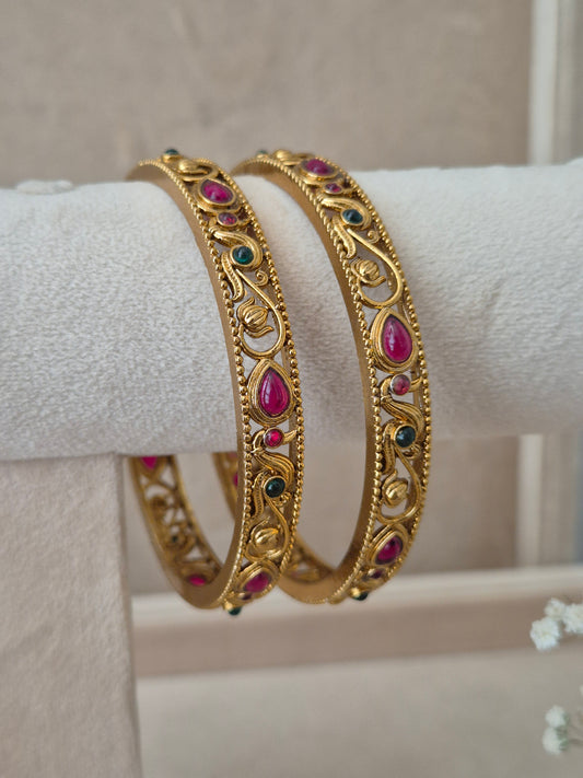 Aadra Bangles - Set Of 2