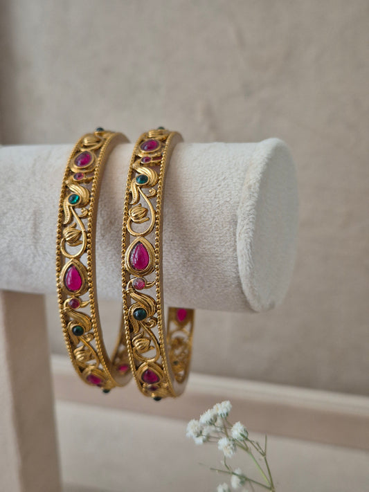 Aadra Bangles - Set Of 2