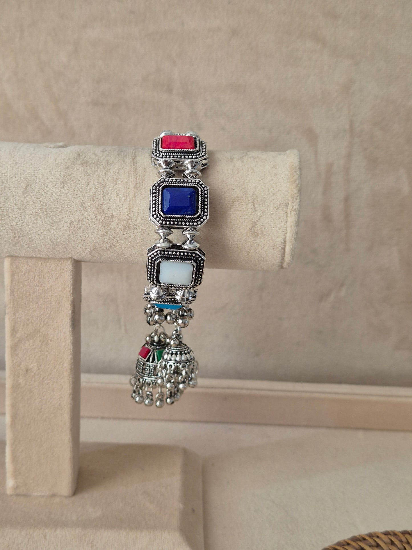 Arohi  Bangle - Free Size