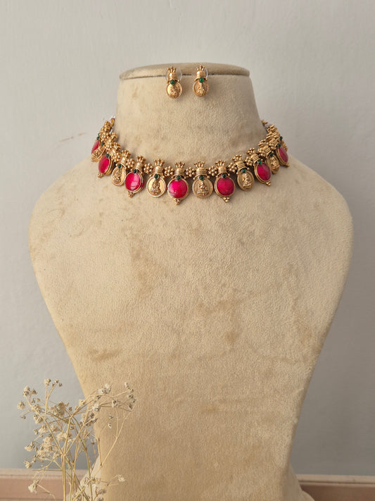 Sharvari Necklace Set