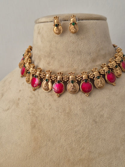 Sharvari Necklace Set