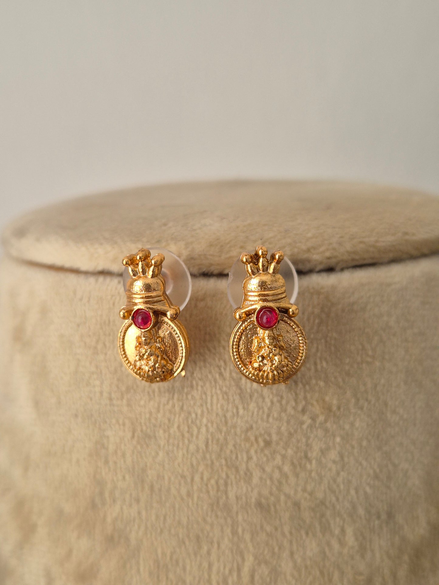 Amaira Necklace Set