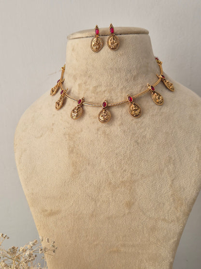 Vania Necklace Set
