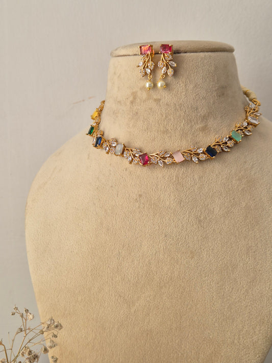 Yukta Necklace Set