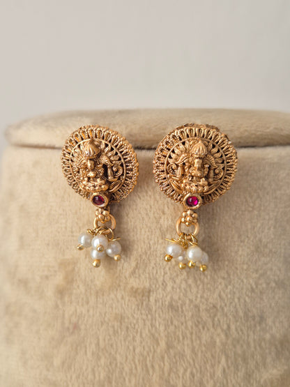 Vrinda Necklace Set