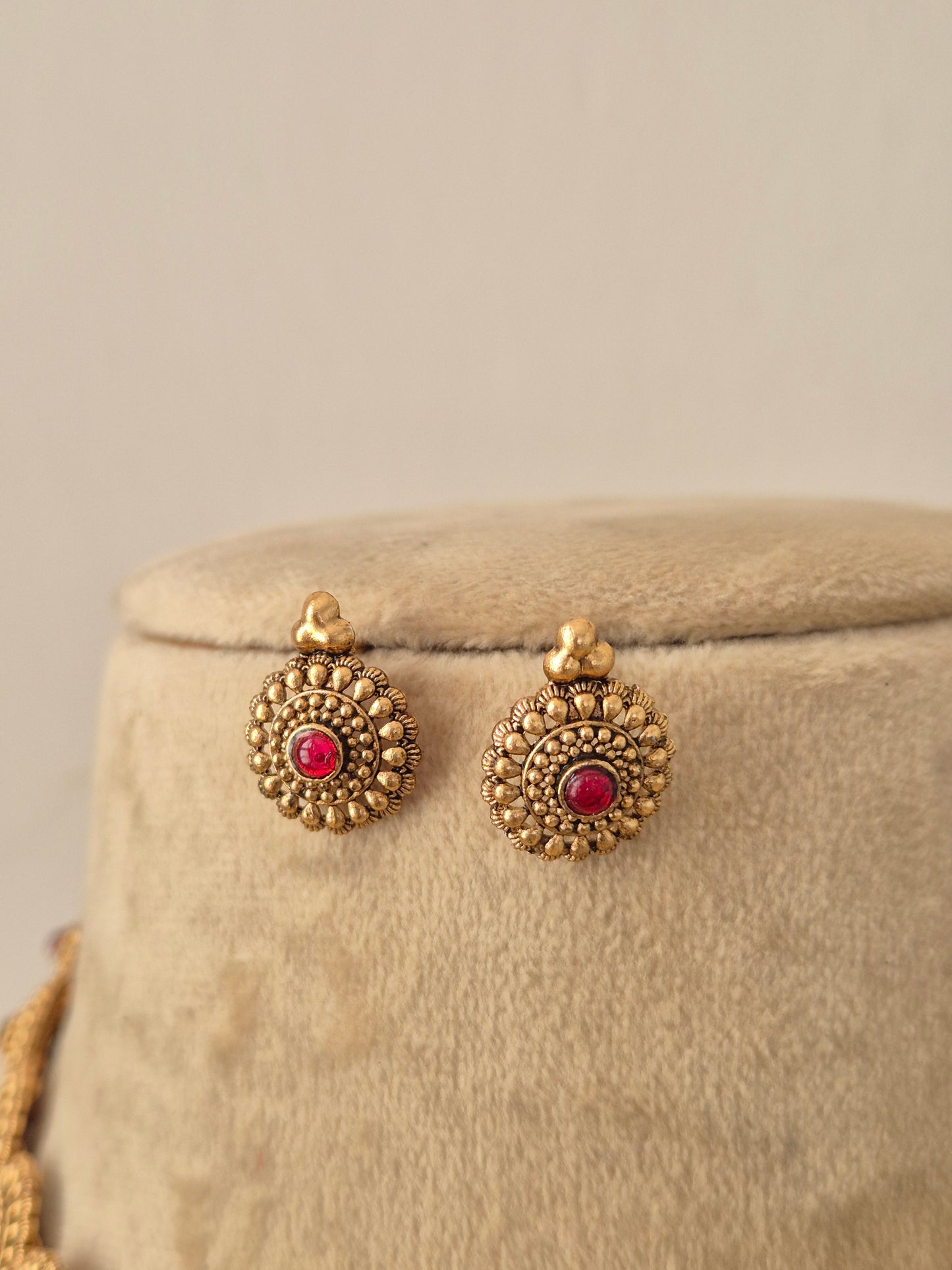 Kashika Necklace Set