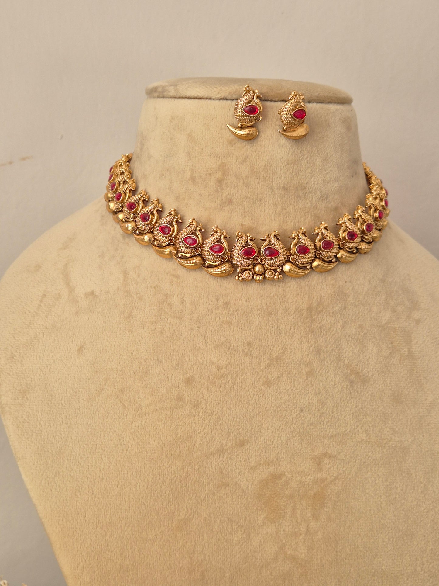 Hemani Necklace Set