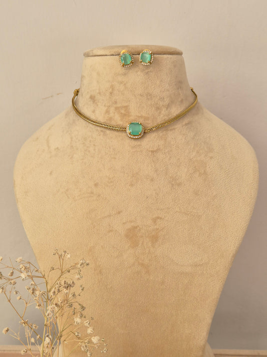Inayat Necklace Set