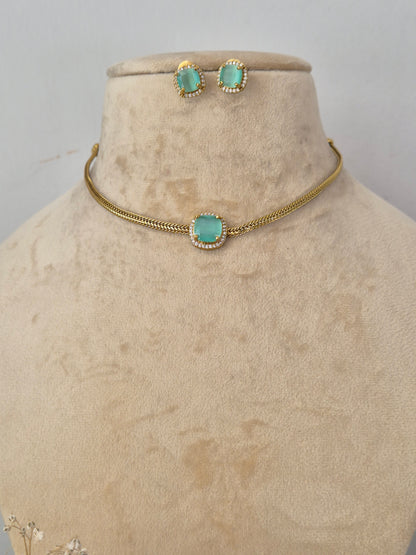 Inayat Necklace Set