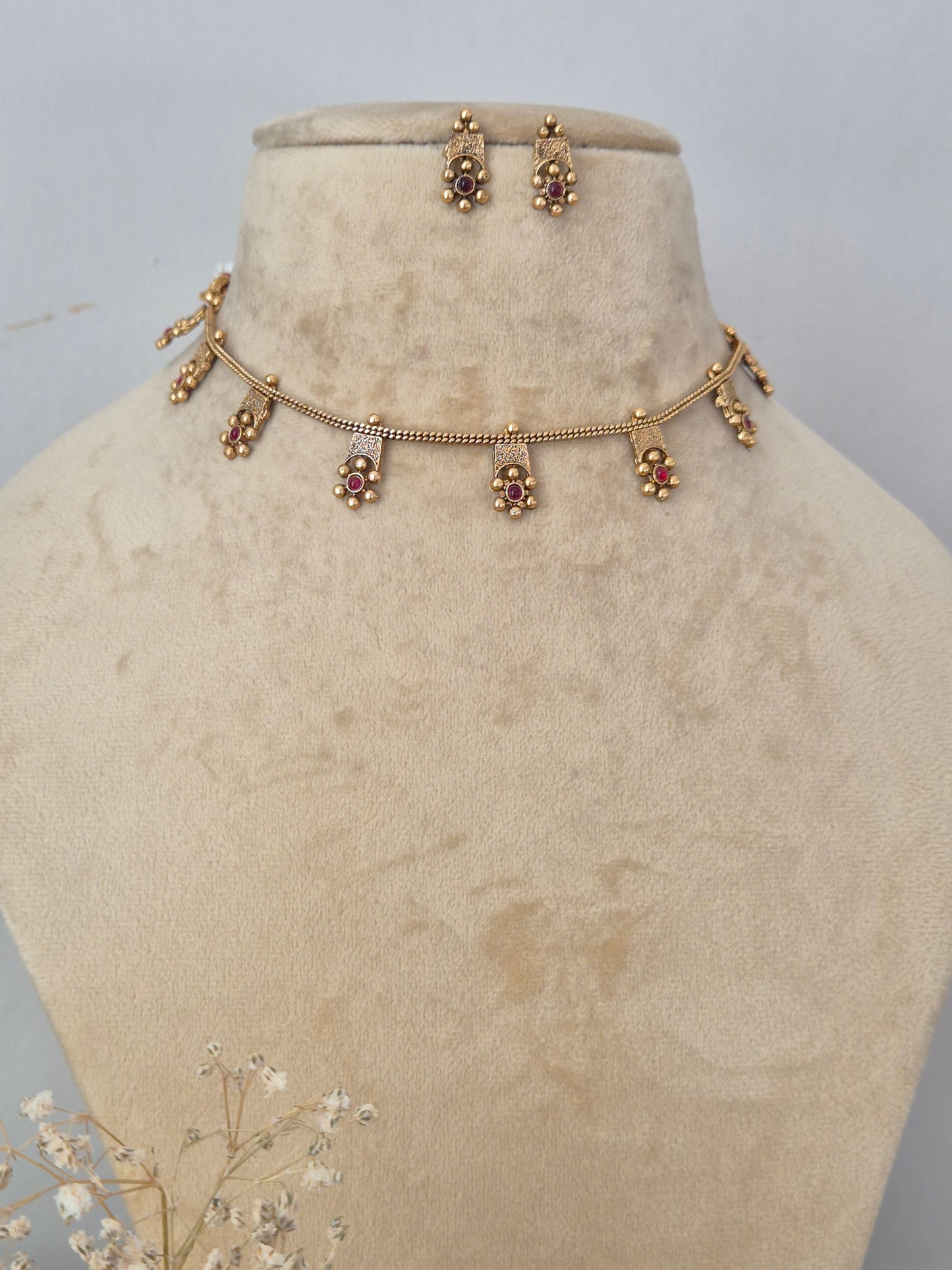 Sandhya Necklace Set