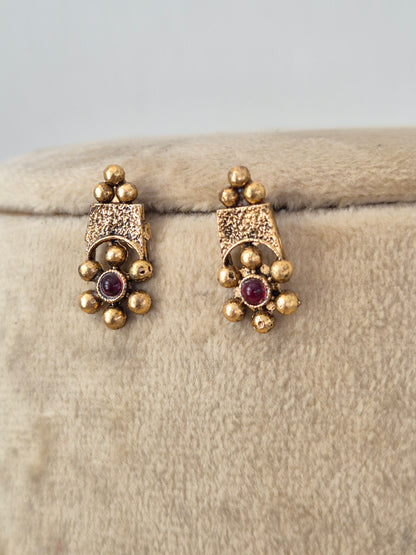 Sandhya Necklace Set
