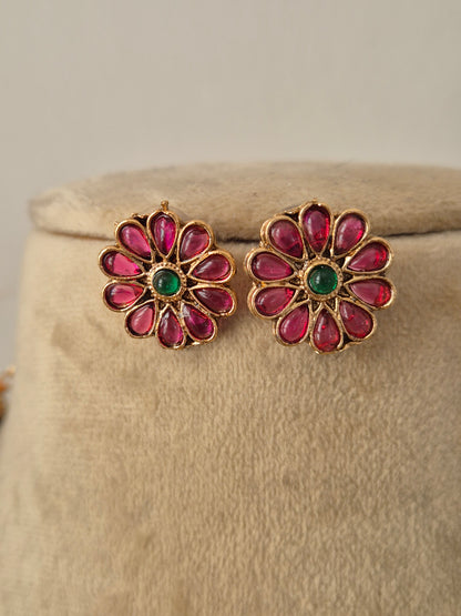 Varadha Necklace Set