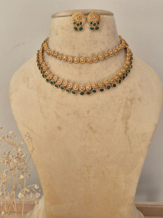 Vedha Necklace Set