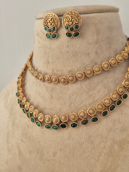 Vedha Necklace Set