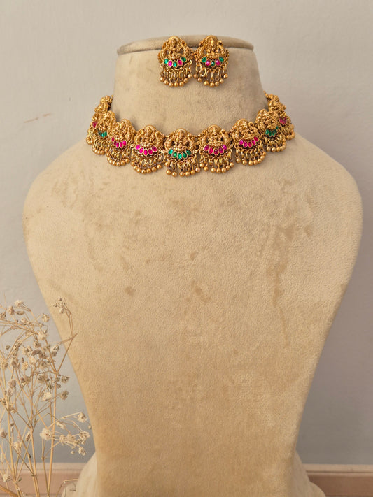 Gagana Necklace Set