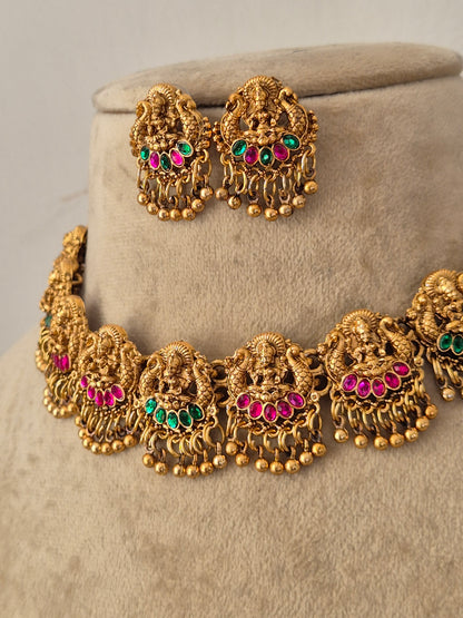 Gagana Necklace Set