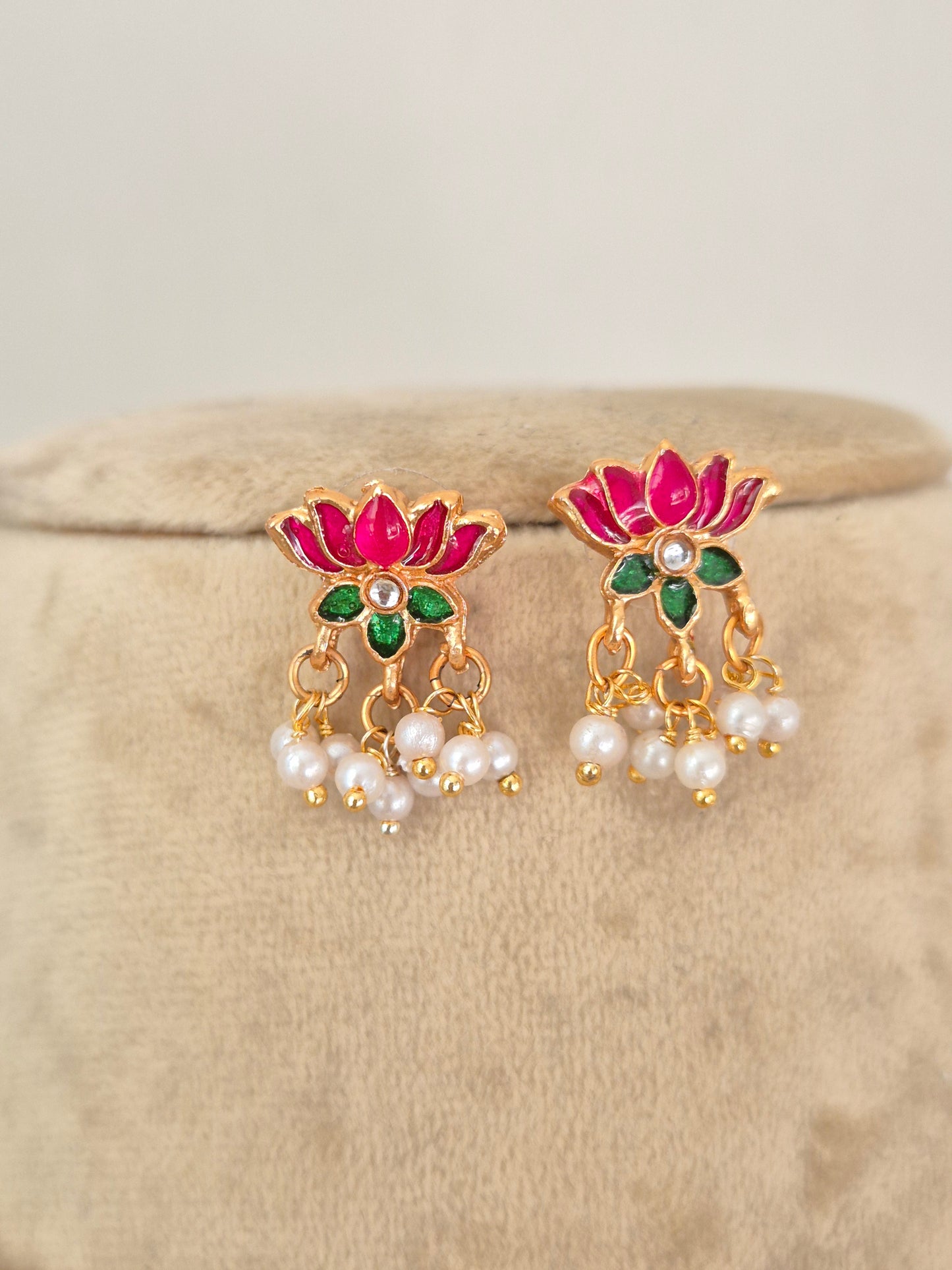 Likhita Necklace Set