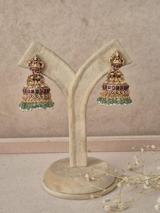 Poorva Earrigns