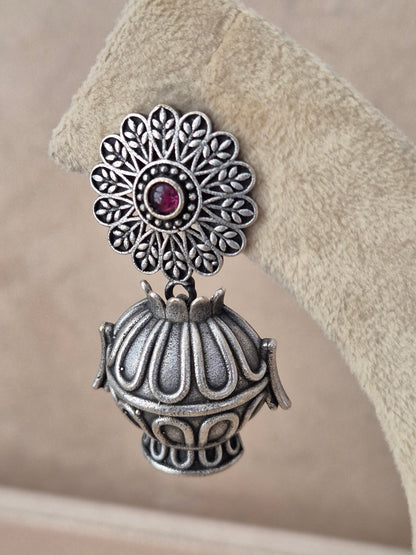 Yashasvi Earrings