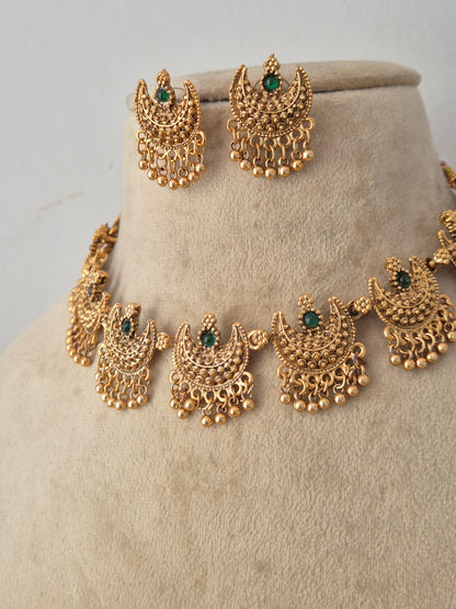Amarthya Necklace Set