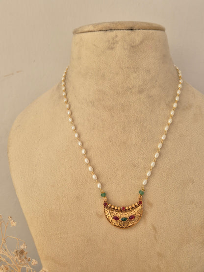 Ashwathi Necklace