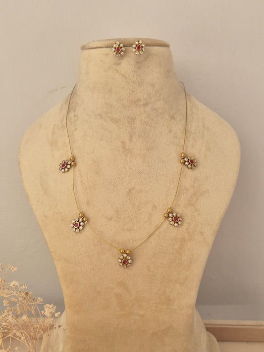 Thanmayi Invisible Chain Necklace Set