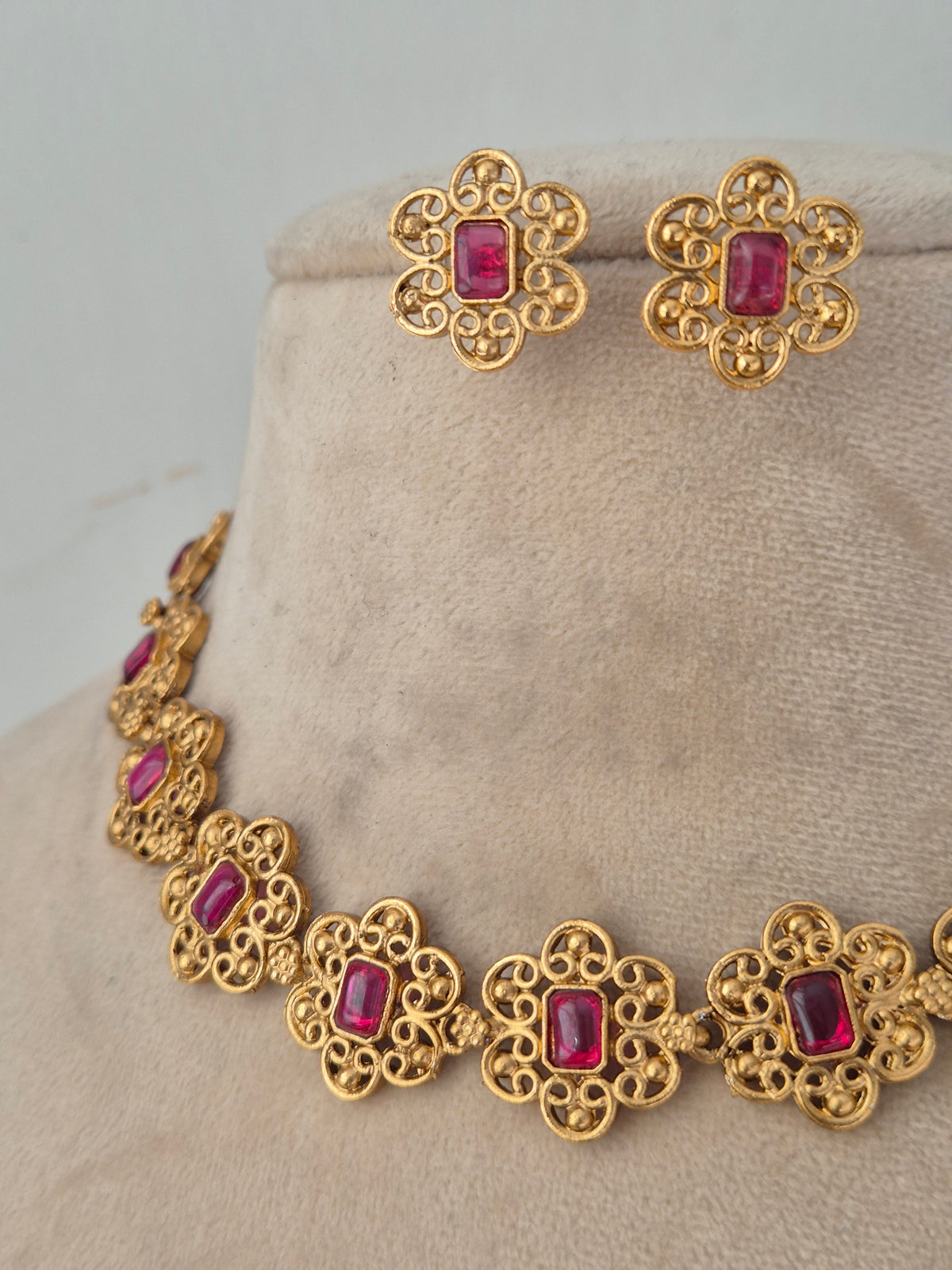 Deeksha Necklace Set