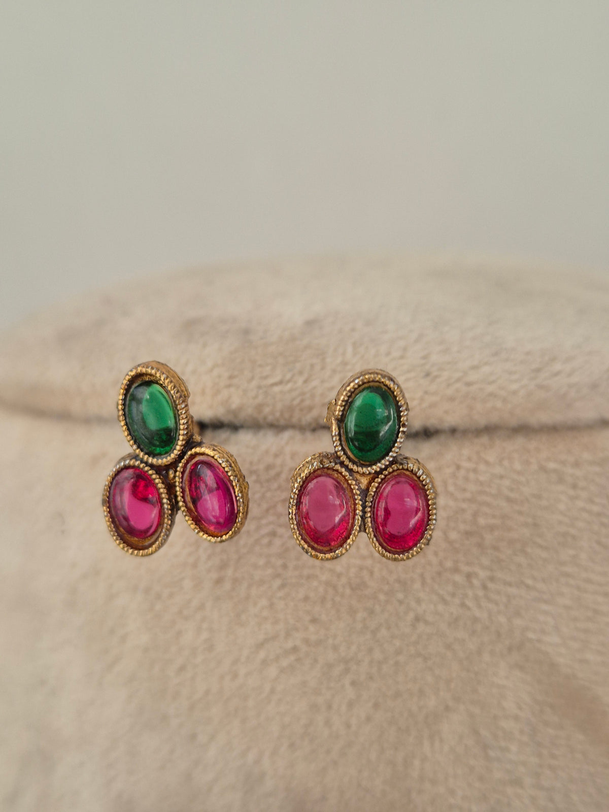 Srinidhi Necklace Set
