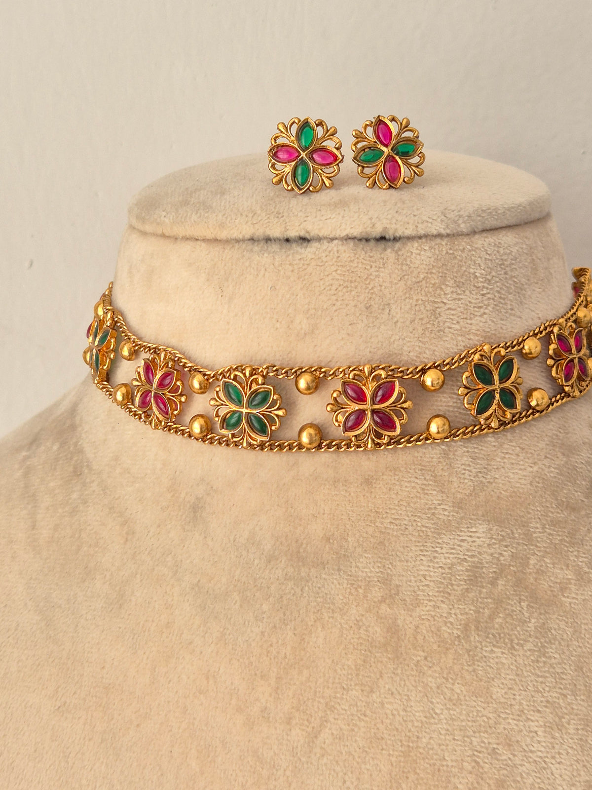 Ahalya Necklace Set