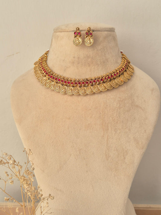 Vaayu Necklace Set
