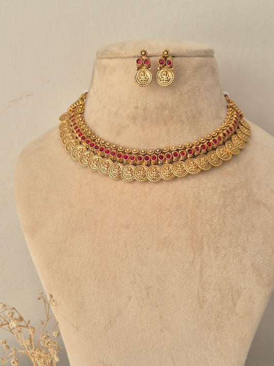 Vaayu Necklace Set