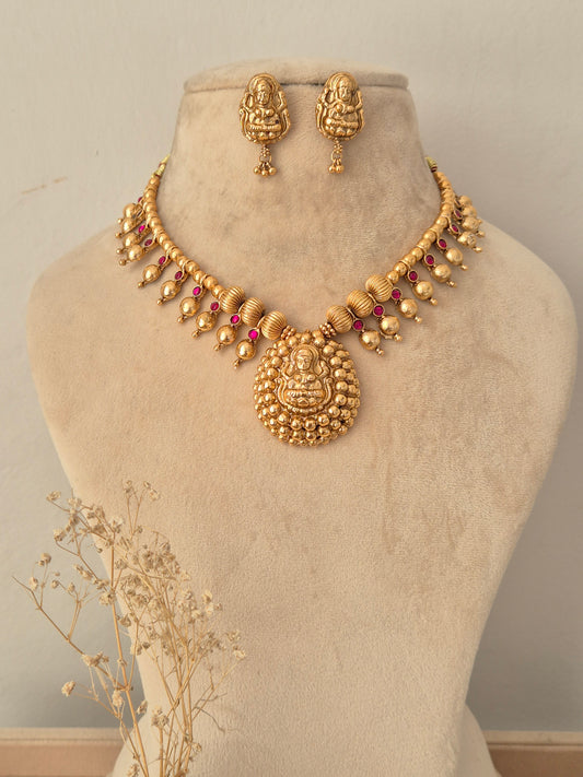 Jeeva Necklace Set