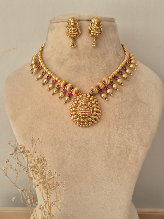 Jeeva Necklace Set
