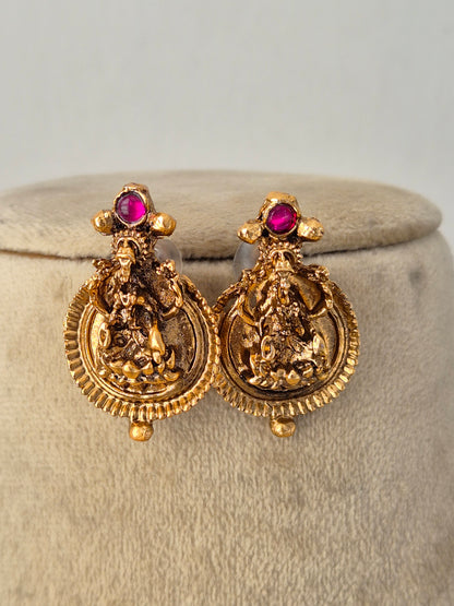 Handcrafted brass alloy ethnic choker and matching earrings from the Naitri golden jewelry collection by Naitri.in