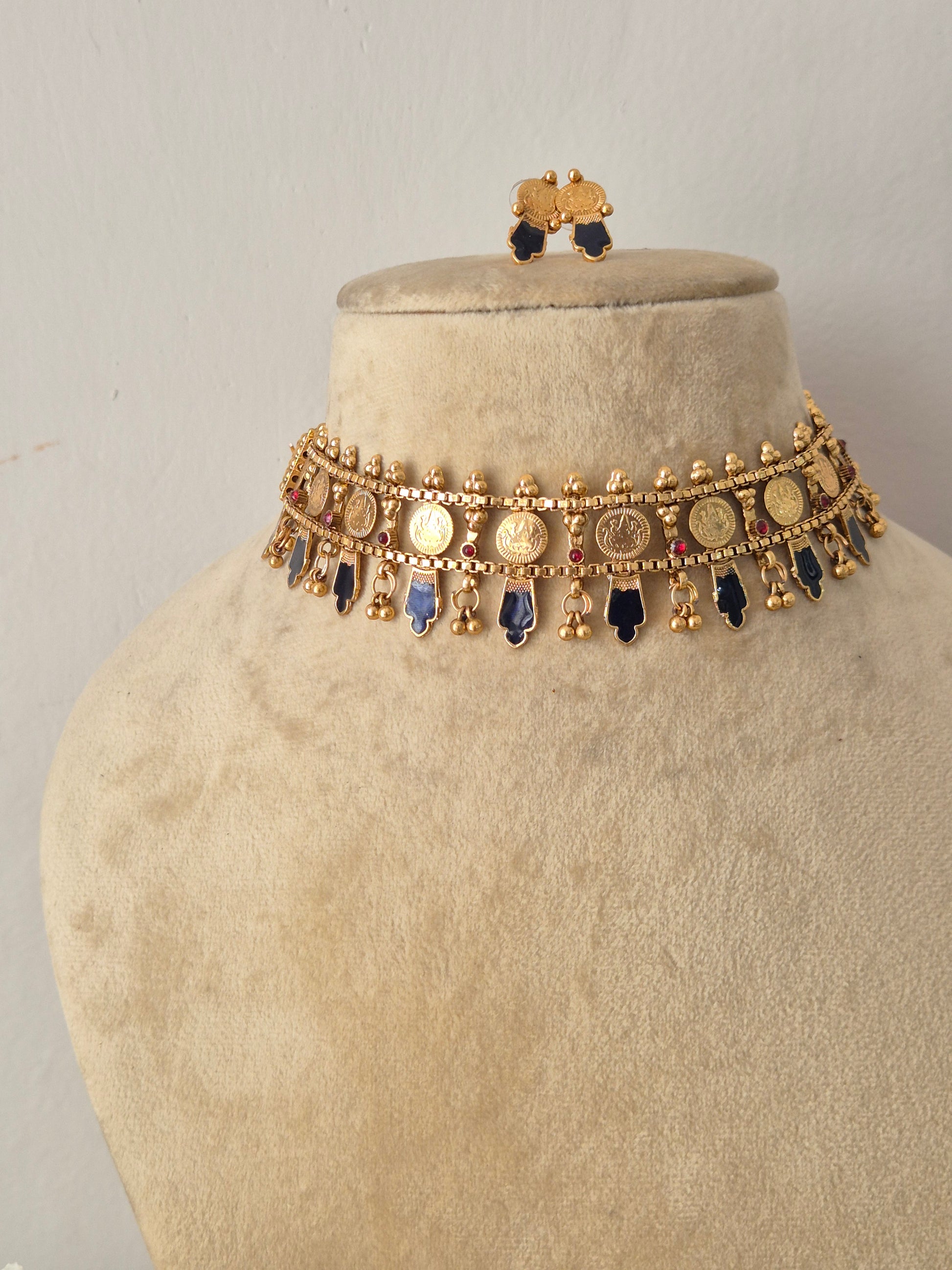 Gold-plated choker necklace with blue and black gemstones and matching stud earrings, Naitri gold-plated Bhavini necklace and earring  set by naitri.in