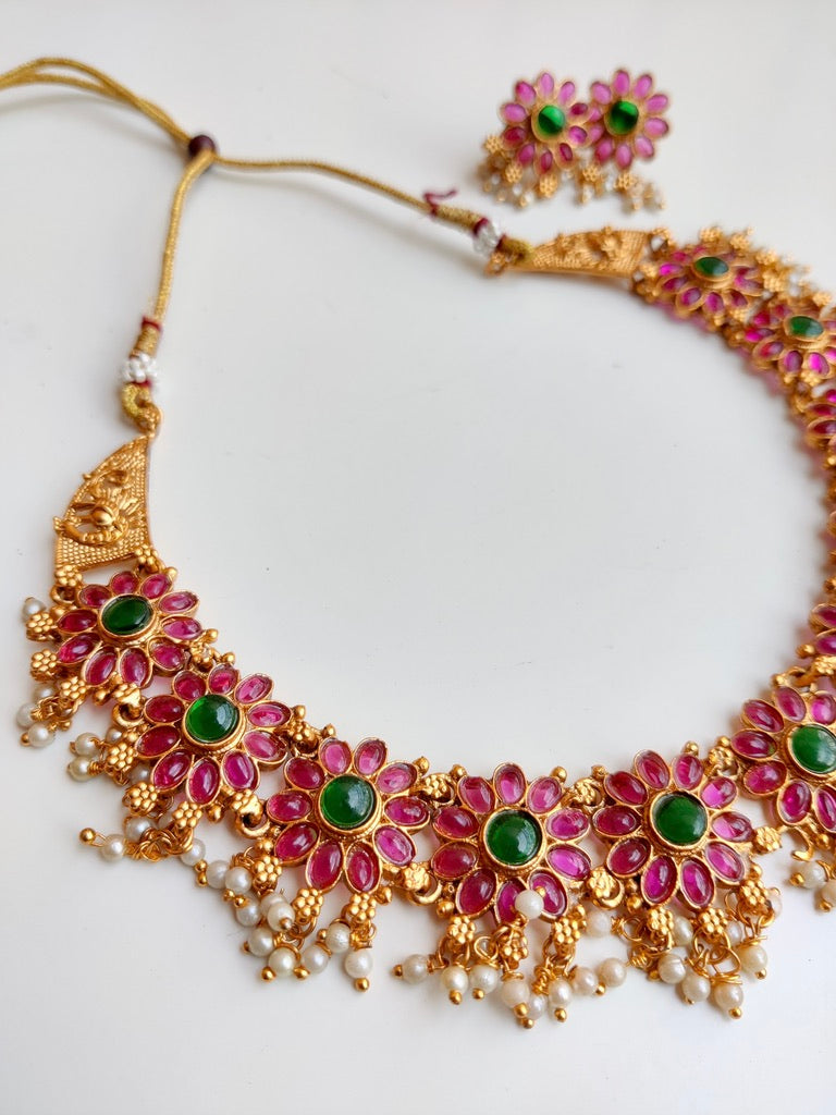 Grace Naitri Temple Necklace Set