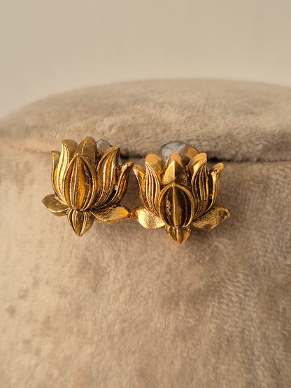 golden brass floral earring studs Artisanal Premium Jewellery by naitri.in