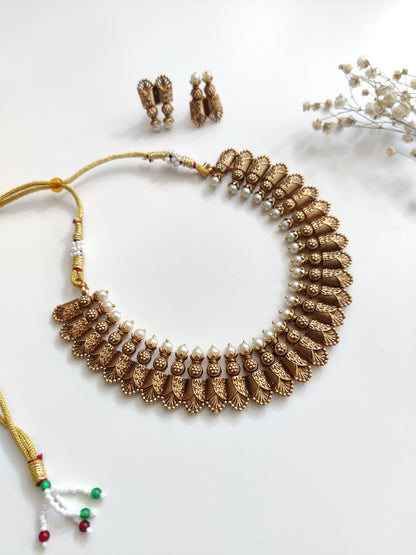 Tejasvi Temple Necklace Set