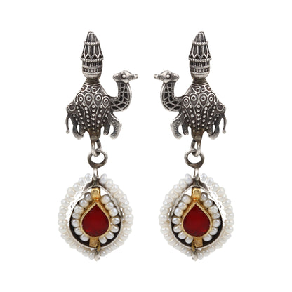 Dual-tone red and silver hasli necklace, Meesha Hasli Set by Naitri on bust form.