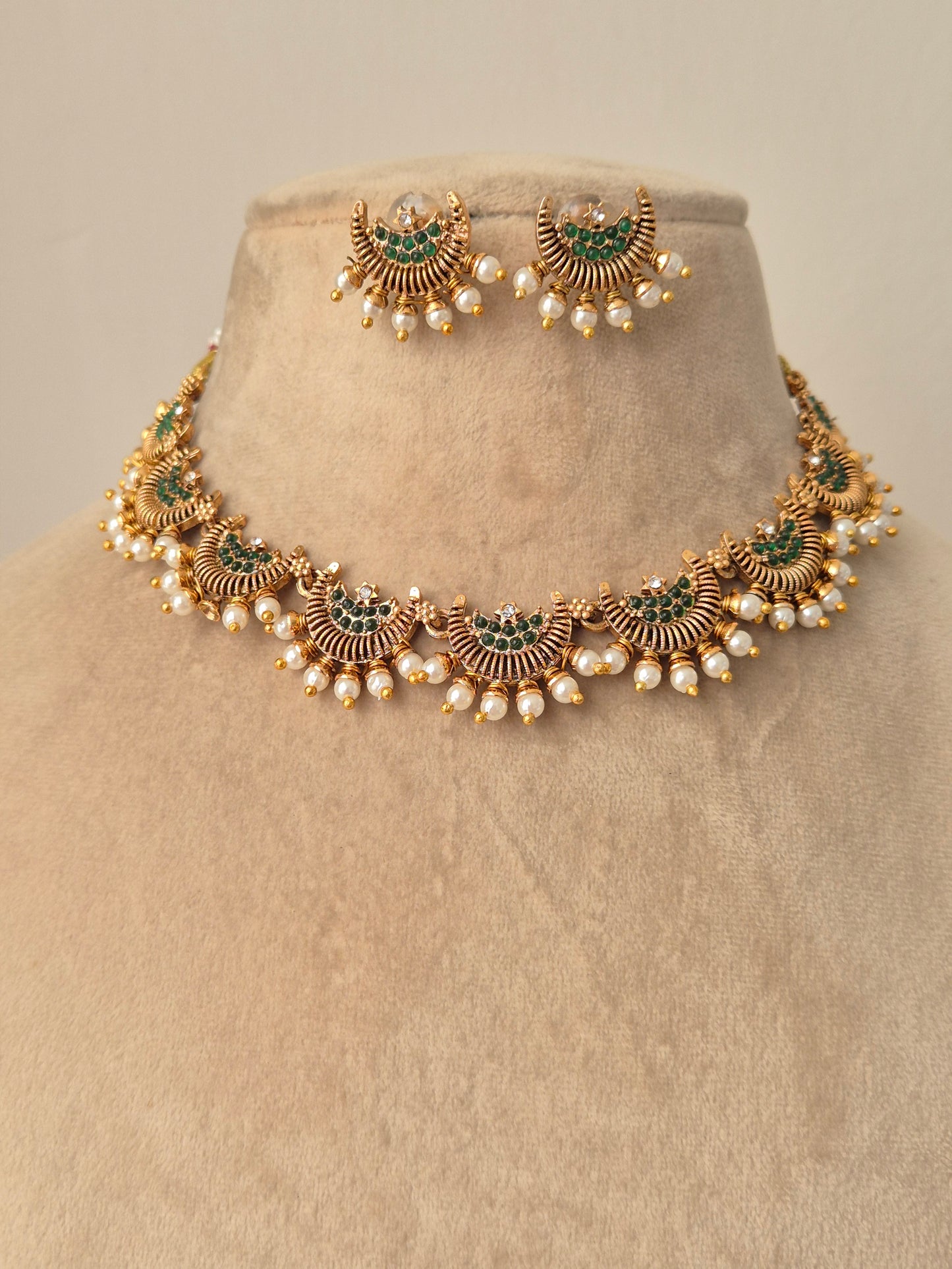 Minimalist, a delicate hammered texture, necklace for modern ethnic wear and wedding by naitri.in