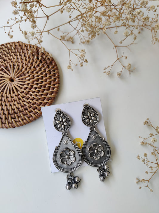 Nandita Earrings by Naitri - Earrings