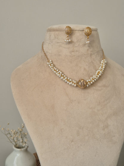 Kanaka Temple Necklace Set by Naitri - Necklace