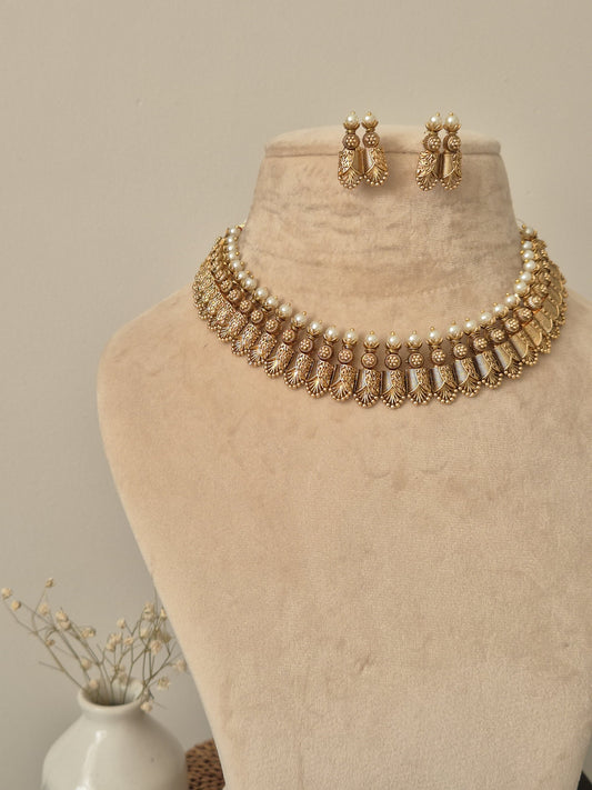 Tejasvi Temple Necklace Set
