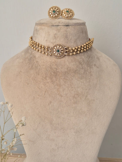 Gold bracelet and earrings brilliance, exquisite craftsmanship by naitri.in