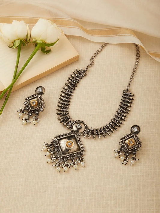 Grishma Necklace Set by Naitri - Necklace