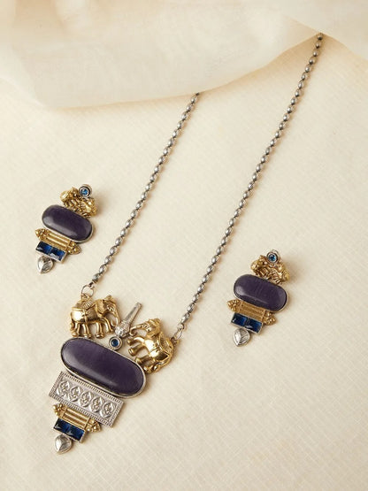 Ishvika Necklace Set